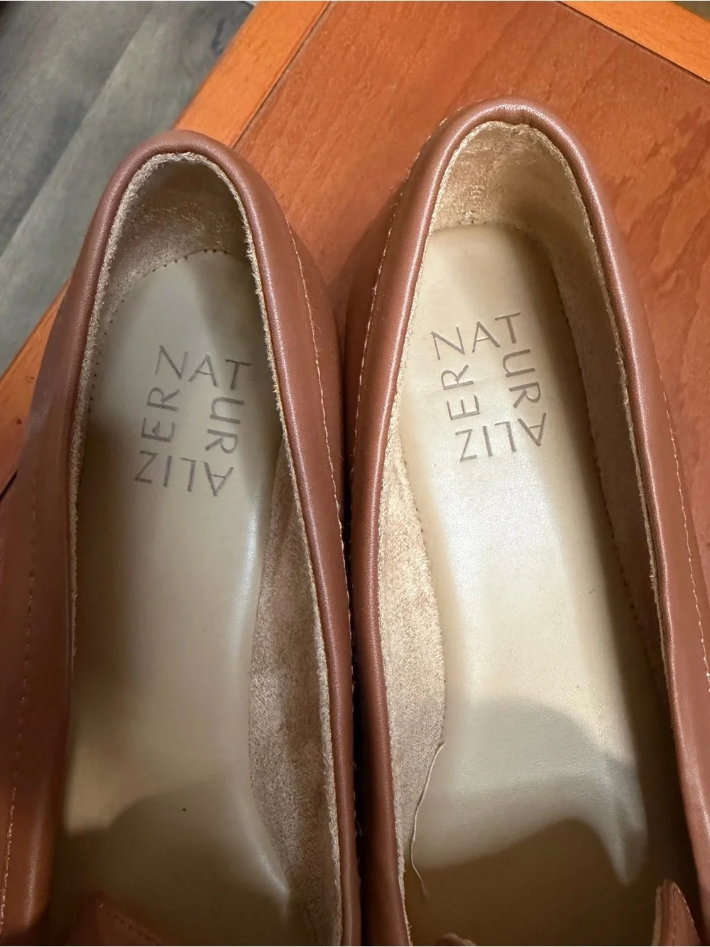 Naturalizer Women’s Cognac Buckle Loafers Comfort Flats. Size: US 7.5